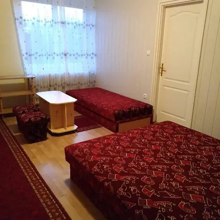Nora Daire Balatonfůzfő